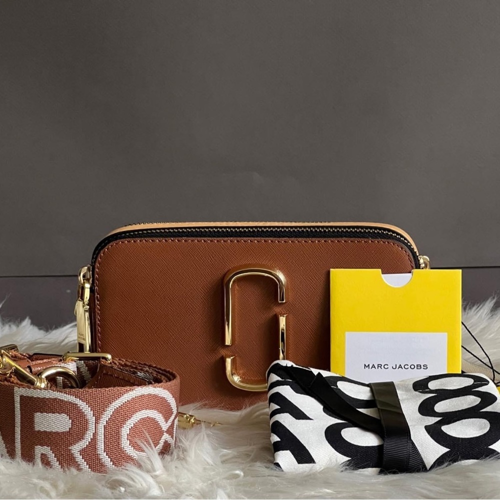 Marc Jacobs The Snapshot - Picture 14 of 16